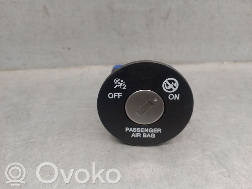 Hyundai Tucson IV NX4 Interruptor de control multifunción 