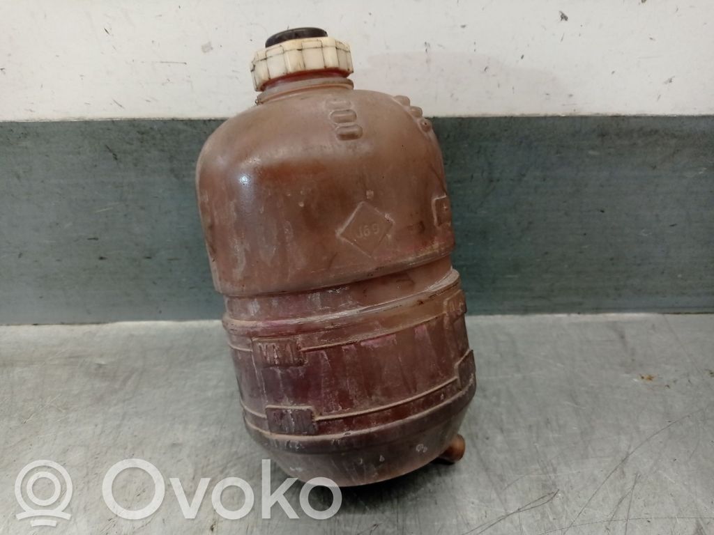 Renault Clio I Fuel expansion tank 