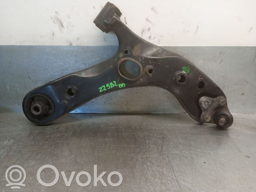 Lexus CT 200H Brazo de suspensión delantero 