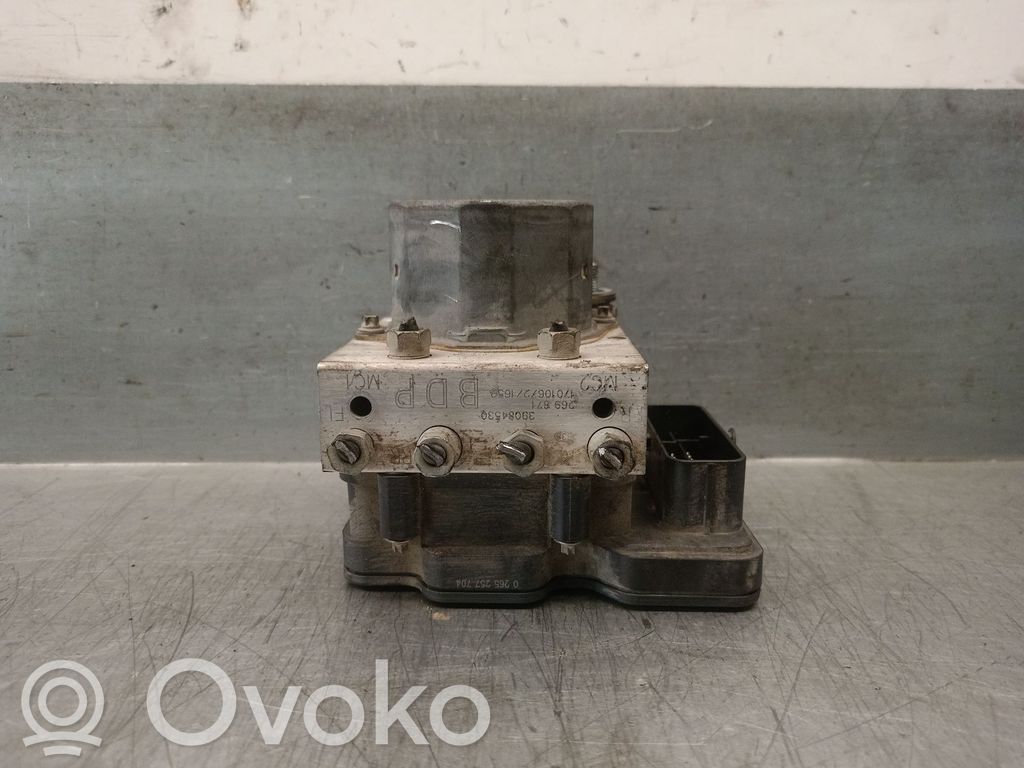 Opel Corsa E ABS Blokas