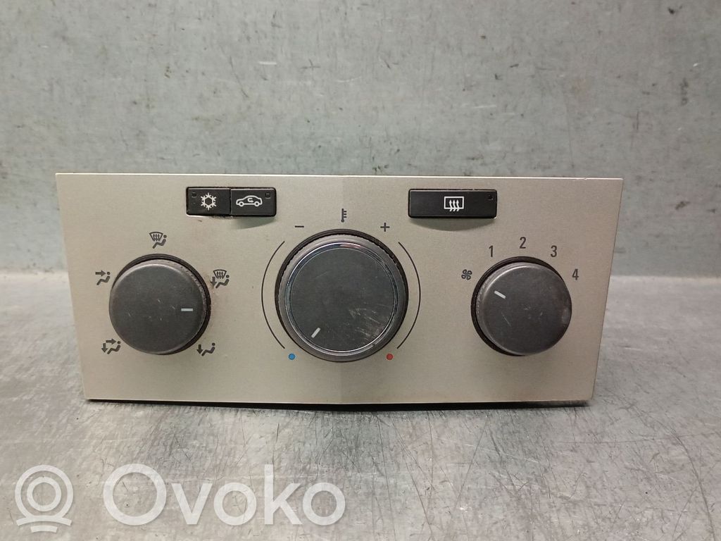 Opel Astra G Panel klimatyzacji 