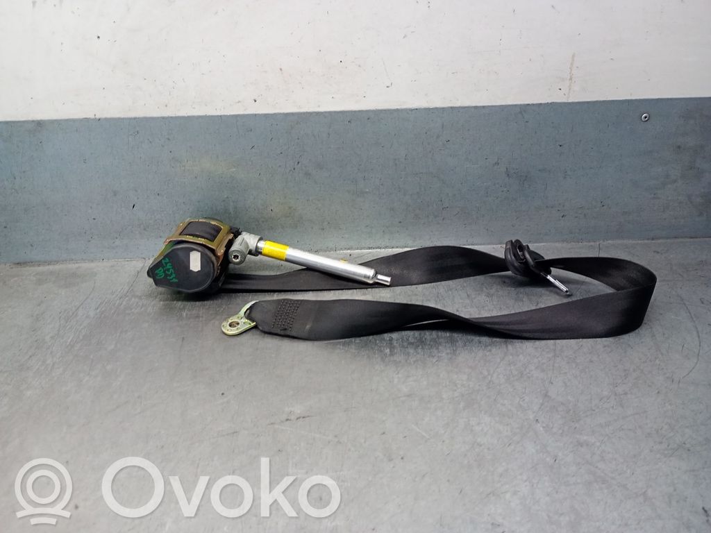 Audi A4 S4 B5 8D Sicherheitsgurt vorne