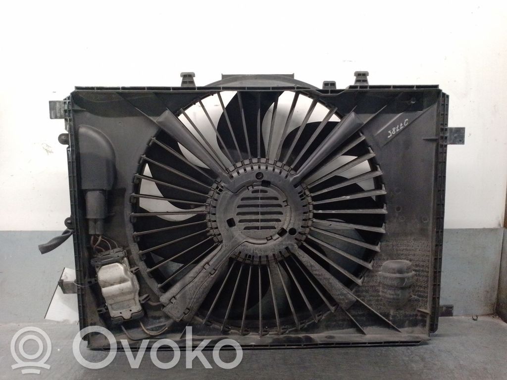 Mercedes-Benz E W212 Ventilatore di raffreddamento elettrico del radiatore 