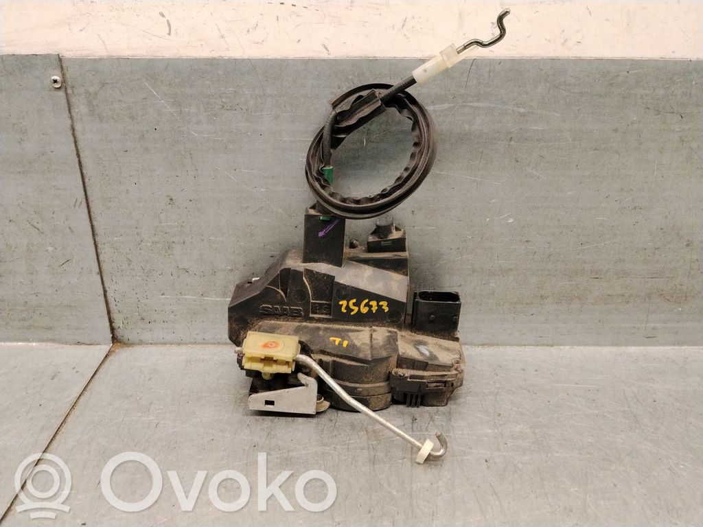 Saab 9-3 Ver2 Takaoven lukko 
