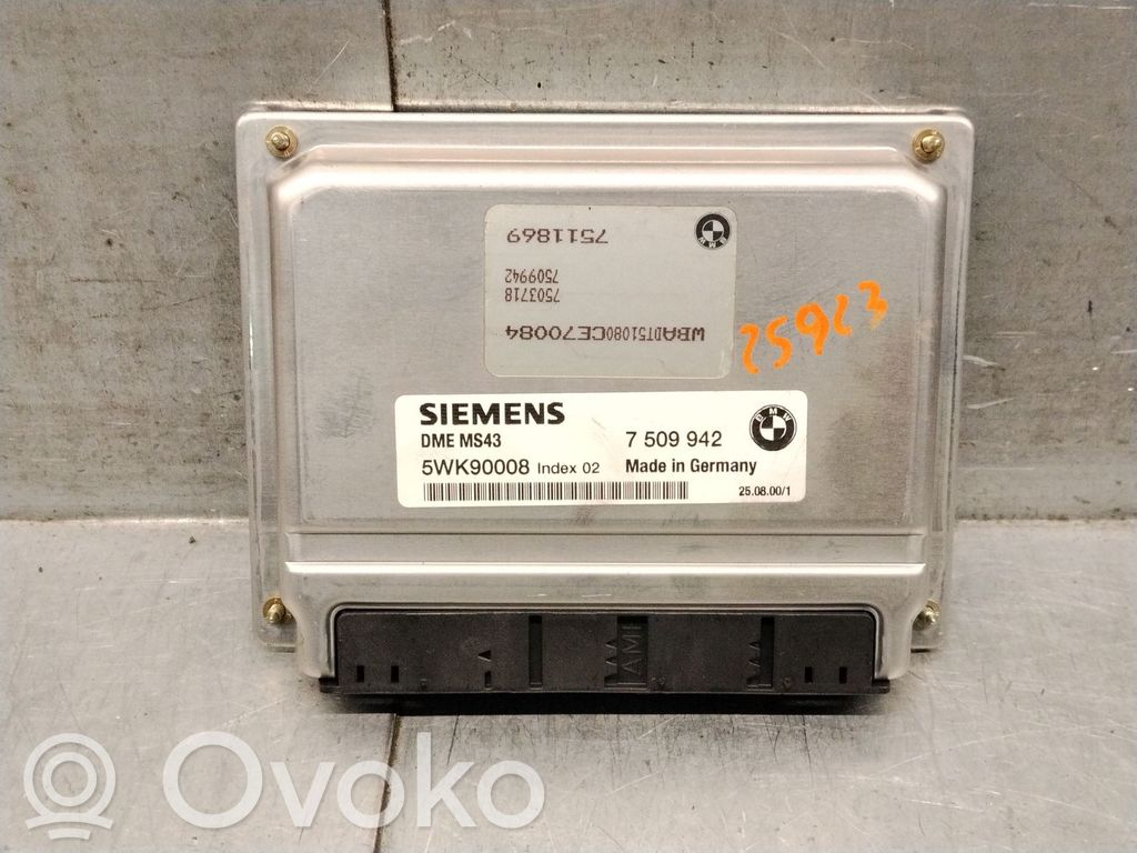 BMW 5 E39 Moottorin ohjainlaite/moduuli
