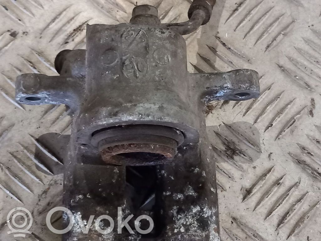 Toyota RAV 4 (XA30) Rear brake caliper 