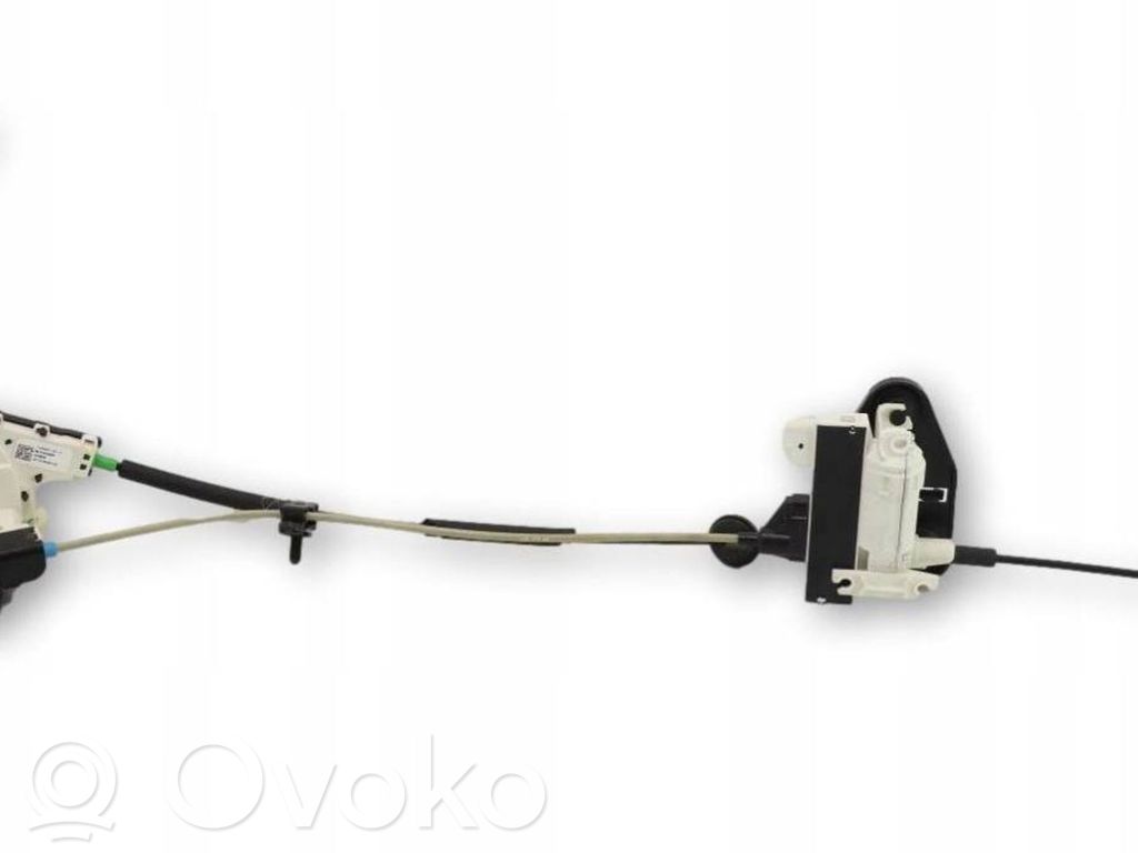 Tesla Model X Priekšpusē slēdzene 