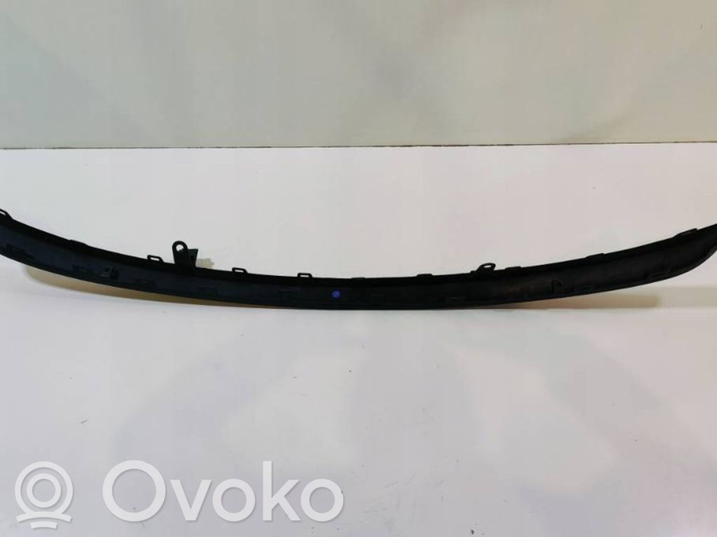 Tesla Model 3 Apakšējā bampera daļa 