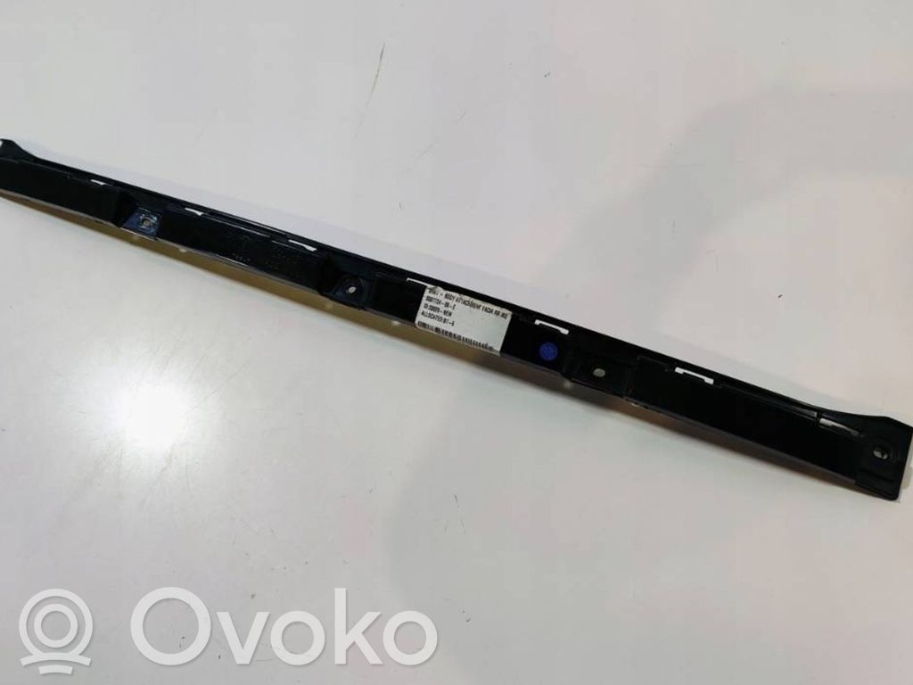 Rear bumper mounting bracket   600772400E,600772400E,6007724