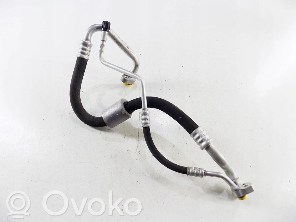 BMW 3 E90 E91 Air conditioning (A/C) pipe/hose 