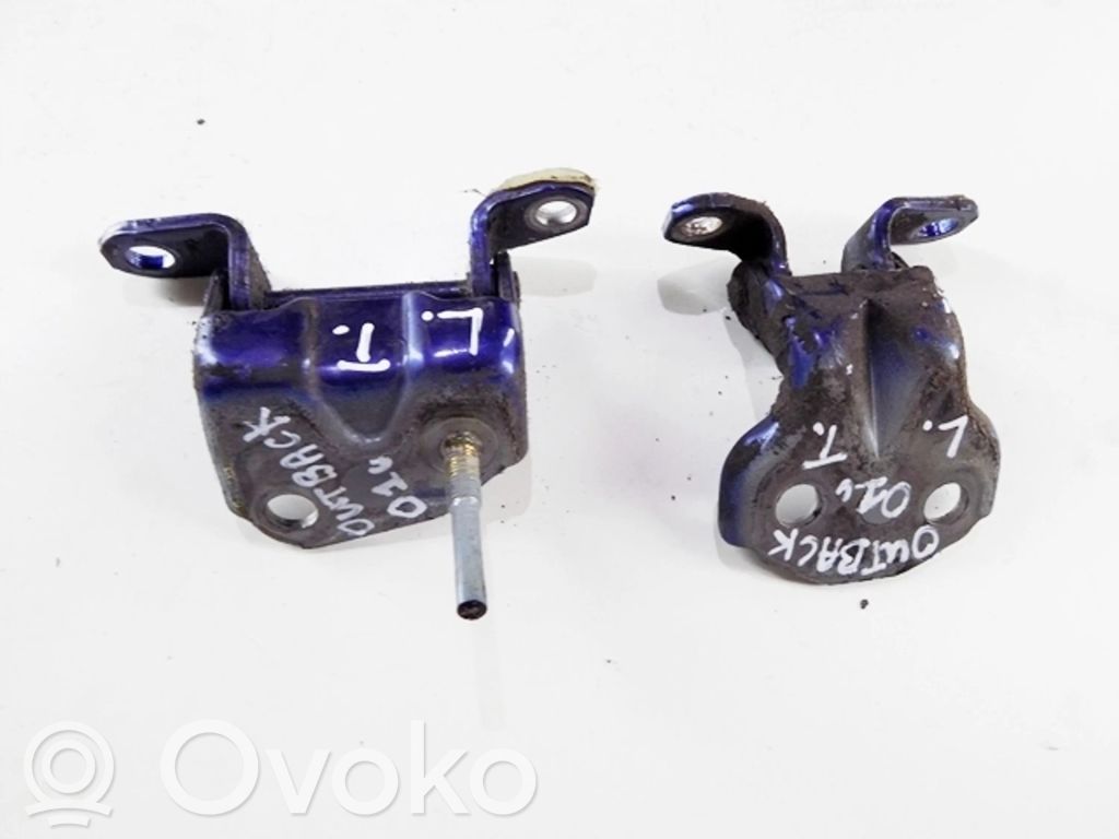 Rear door hinge set
