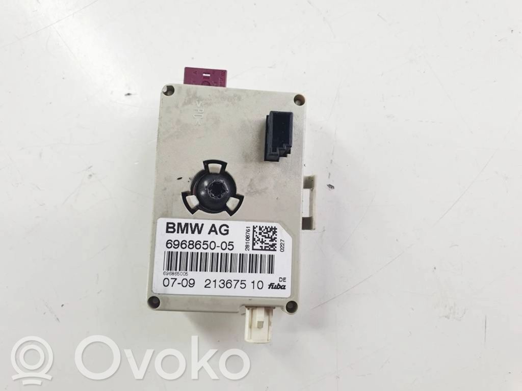 BMW 3 E92 E93 Antenos stiprintuvas 