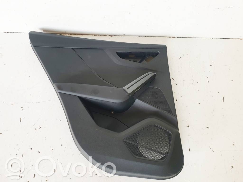 Audi Q2 - Boczki / Poszycie drzwi tylnych 