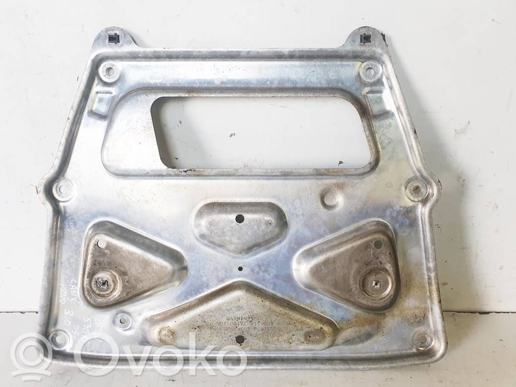 BMW 5 E60 E61 Variklio dugno apsauga 