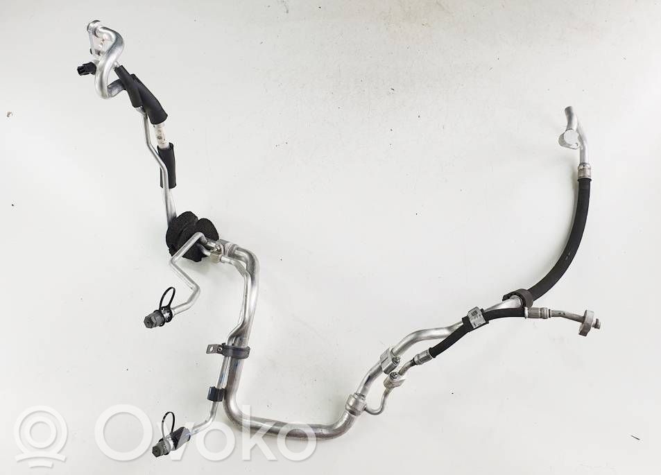 Jaguar E-Pace Air conditioning (A/C) pipe/hose 