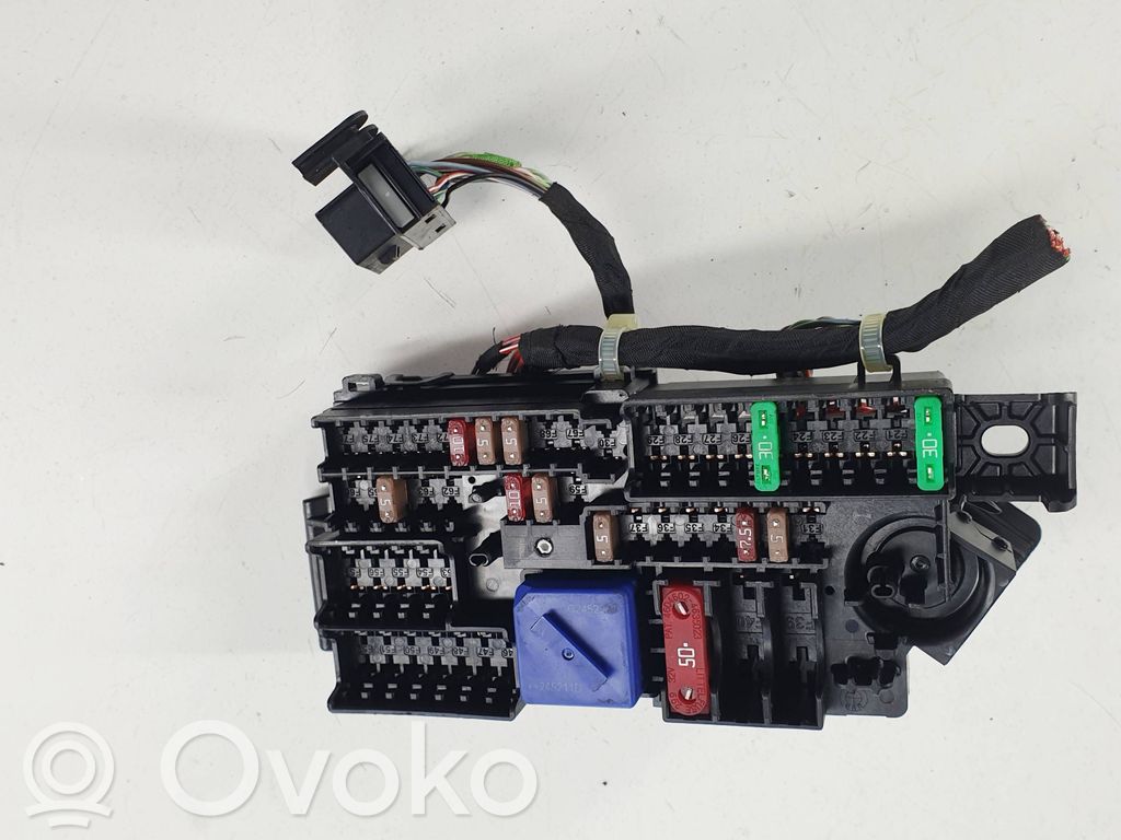 Relé de control de corriente   872072499,8720724