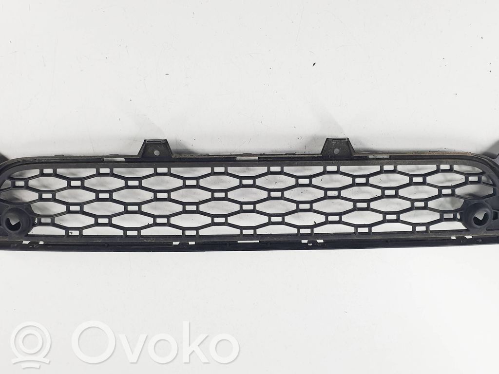 Volvo XC60 Front bumper lower grill 