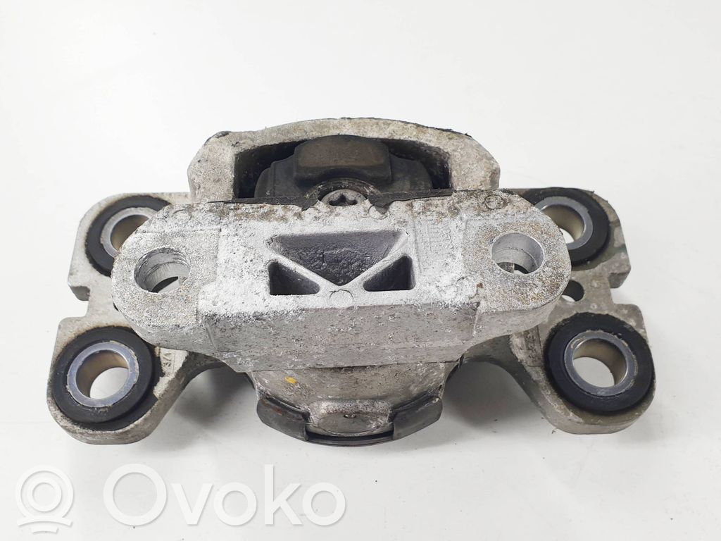 Engine mount bracket   3131687500,31316875