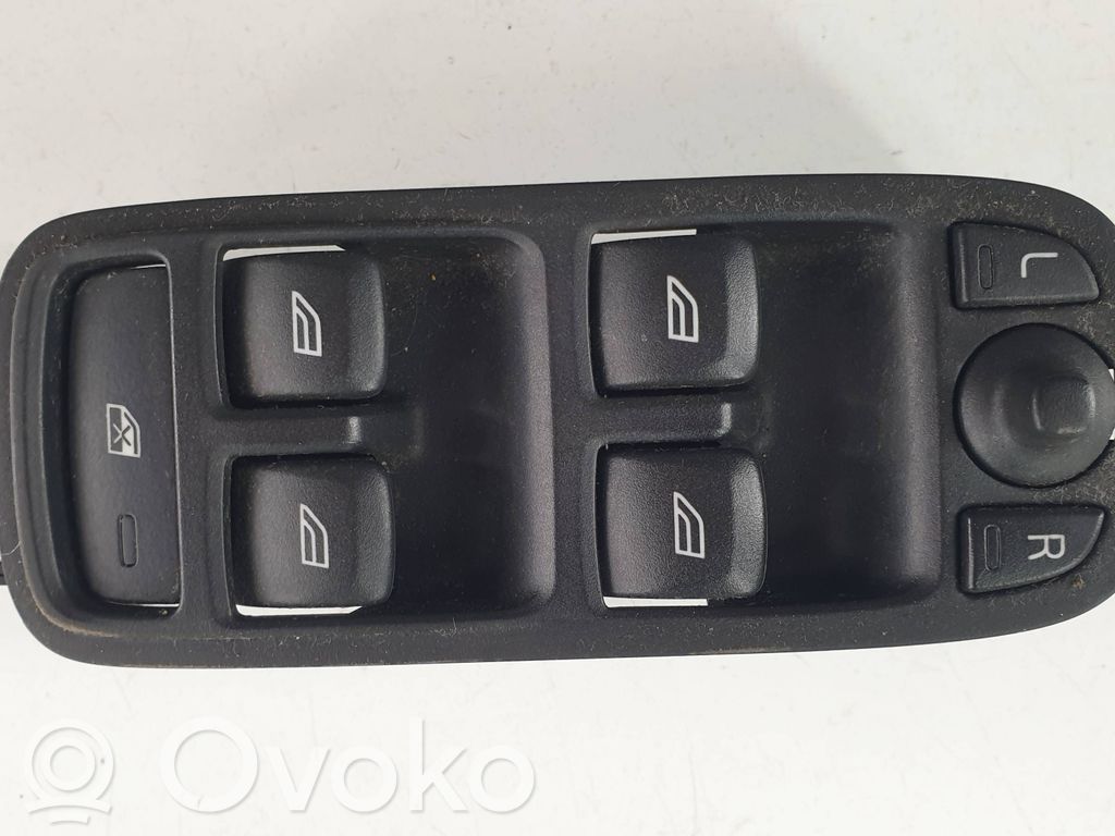 Volvo XC60 Electric window control switch 