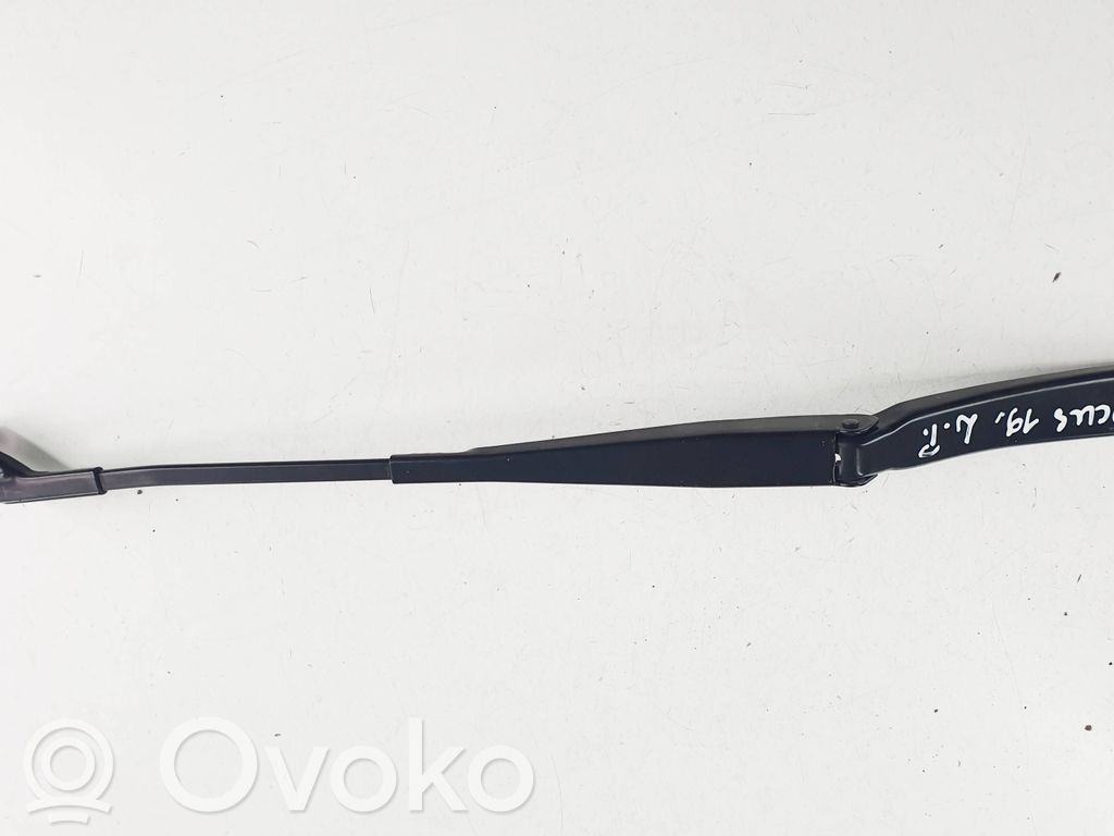 Ford Focus Wischerarm vorne 