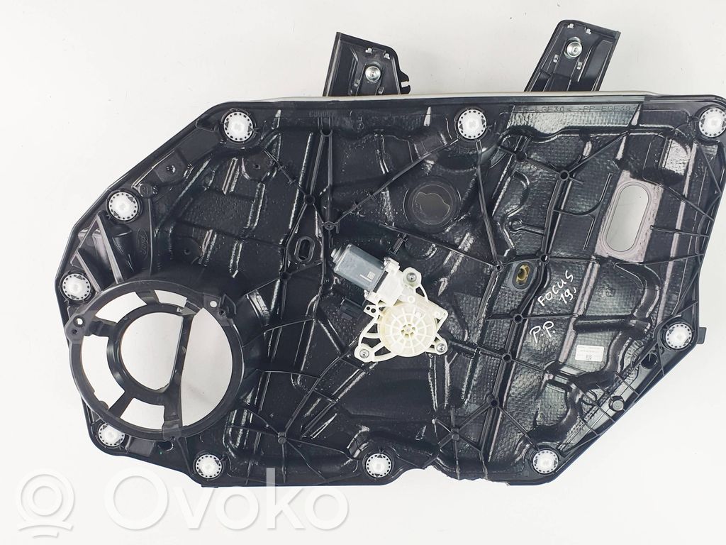 Ford Focus Front door window regulator with motor 
