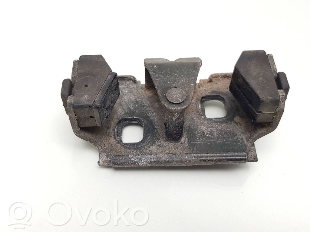 Volvo S80 Trunk lock loop 