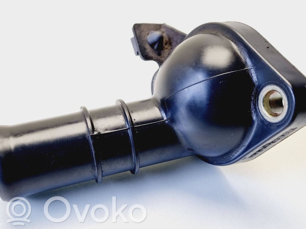 Mazda 3 I Obudowa termostatu 