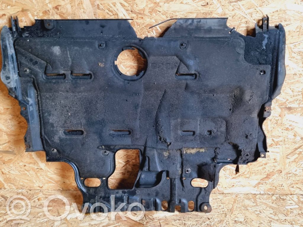 Engine splash shield/under tray   8F56110