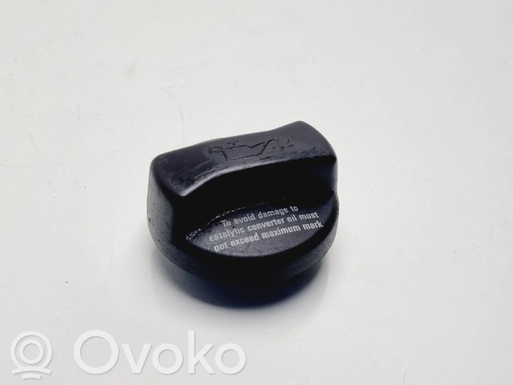 Audi A4 S4 B6 8E 8H Korek wlewu oleju 