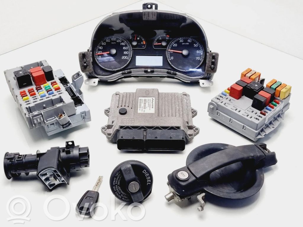 Fiat Doblo Engine ECU kit and lock set 