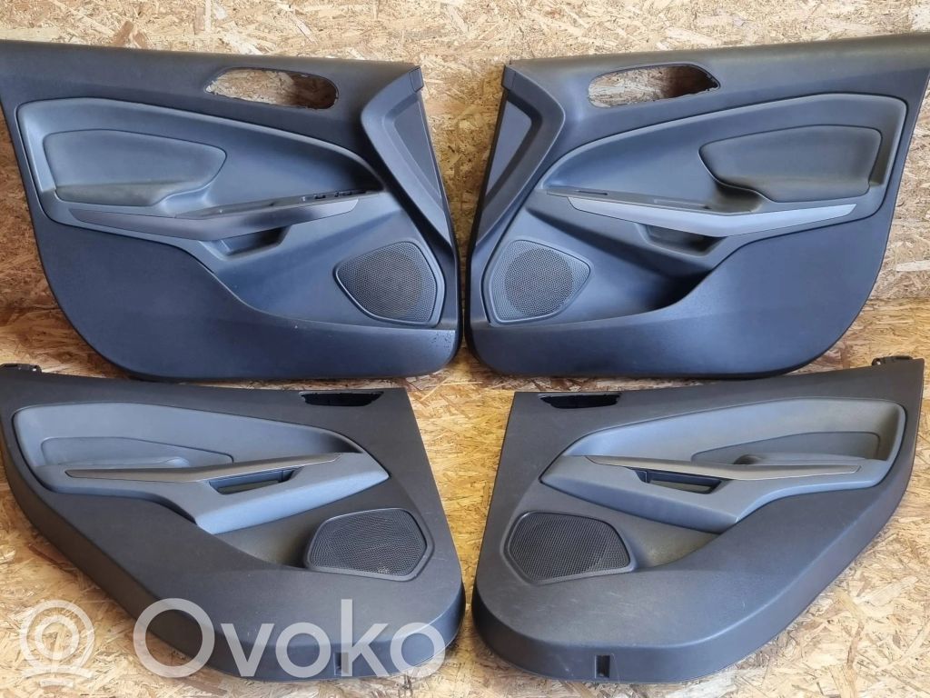 Ford Ecosport Oviverhoilusarja 