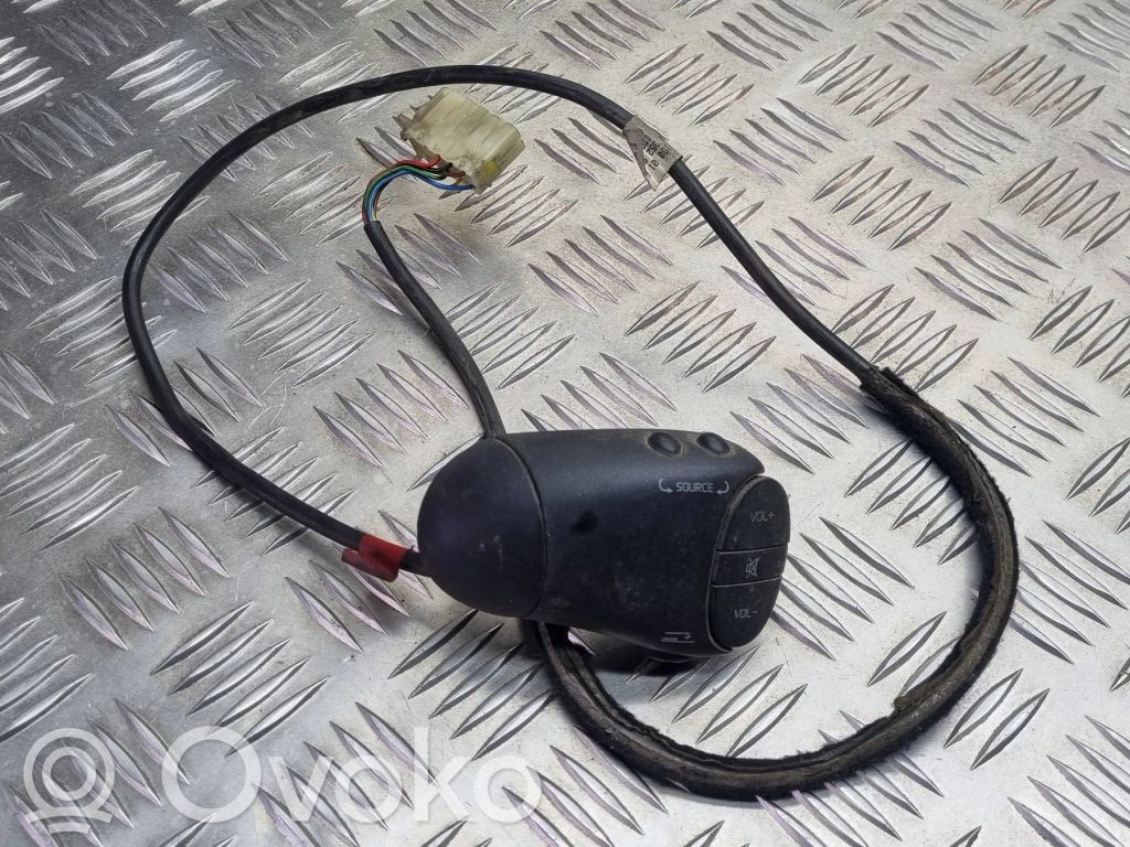 Renault Master II Daudzfunkciju vadības slēdzis / poga 