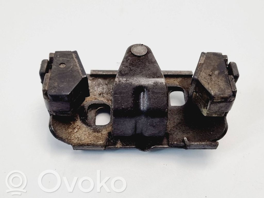 Volvo S80 Trunk lock loop 