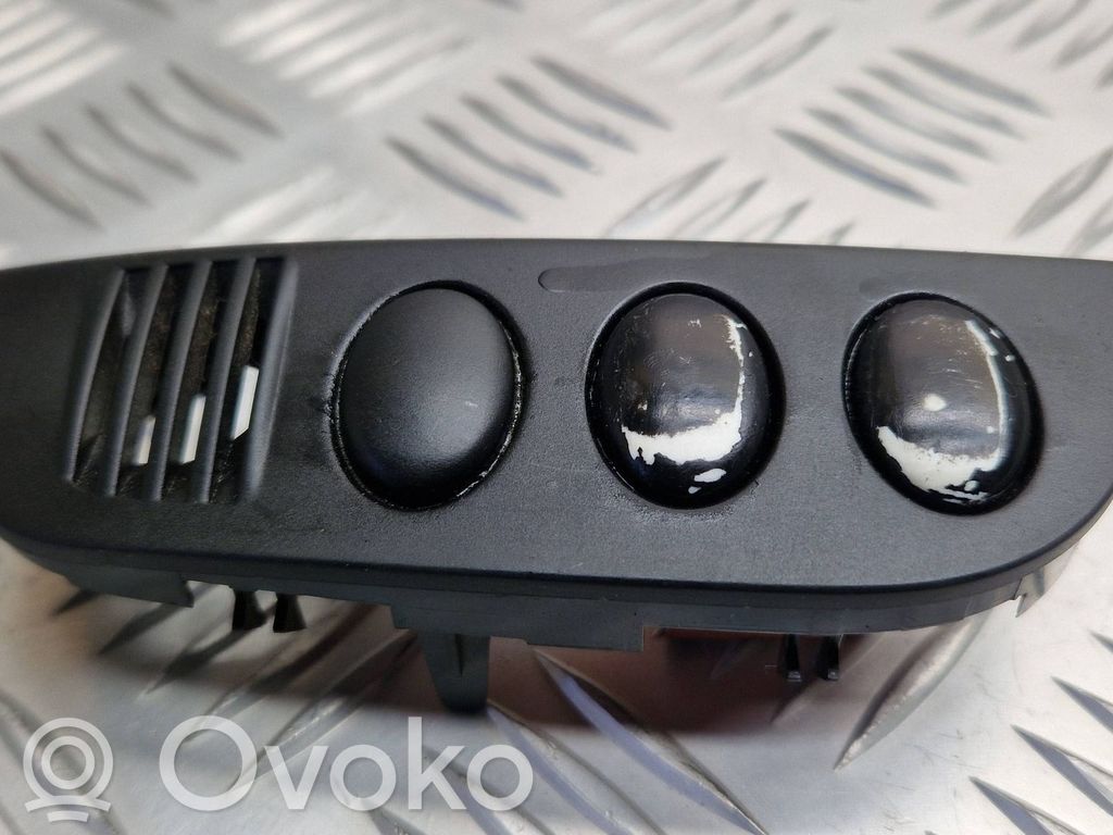 Citroen C3 Cruise control switch 