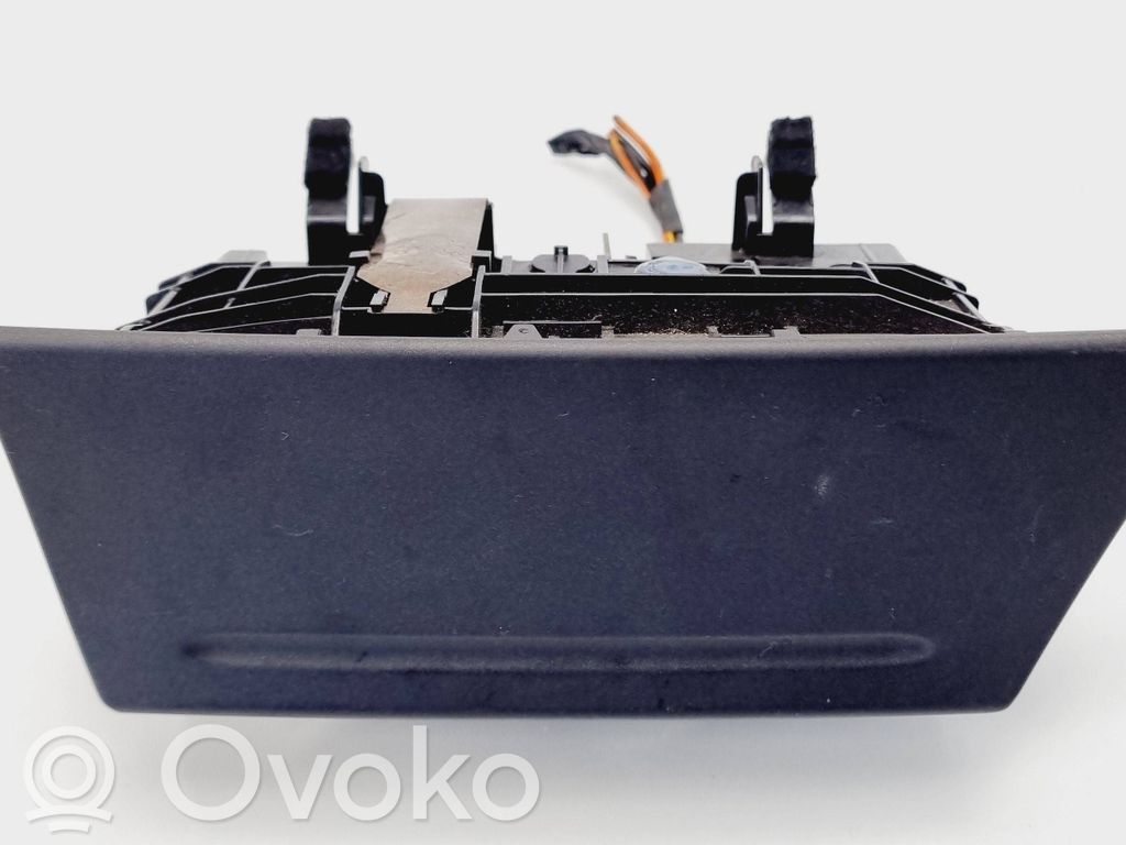 Ford Focus Aschenbecher 