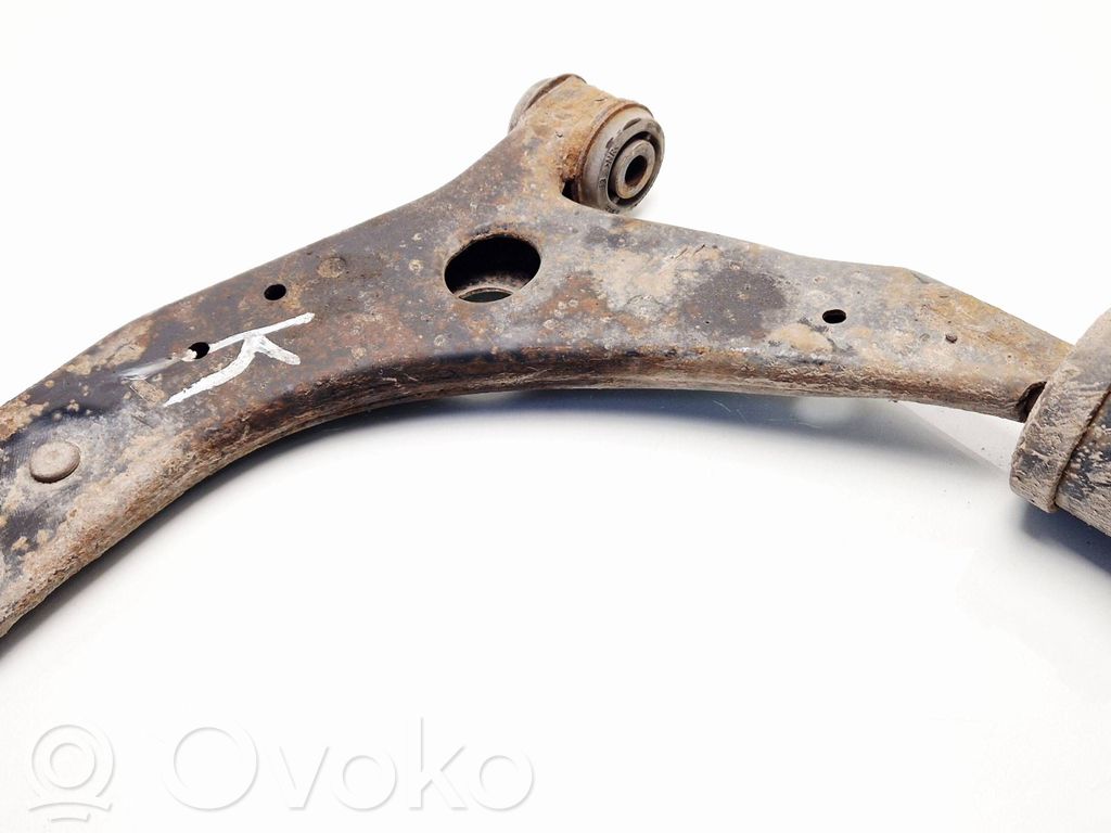 Ford Focus C-MAX Front lower control arm/wishbone 