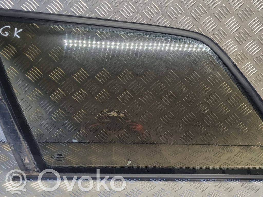 Audi A6 S6 C5 4B Szyba karoseryjna tylna 