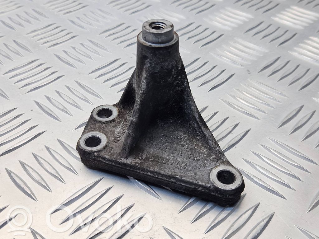 Audi A6 S6 C6 4F Cita dzinēja detaļa 