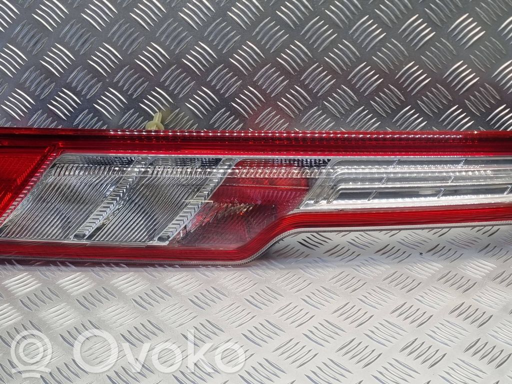 Ford Transit Custom Aizmugurējais lukturis virsbūvē 