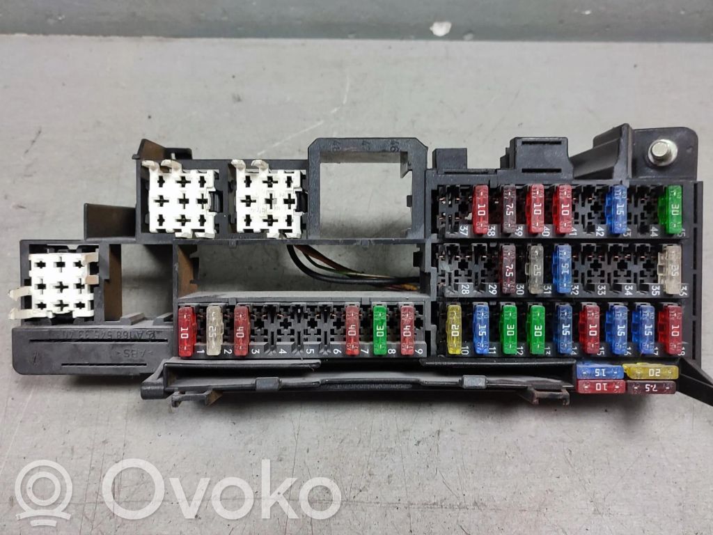 Mercedes-Benz A W168 Skrzynka bezpieczników / Komplet 