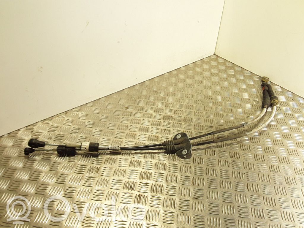 Ford Focus Gear shift cable linkage 