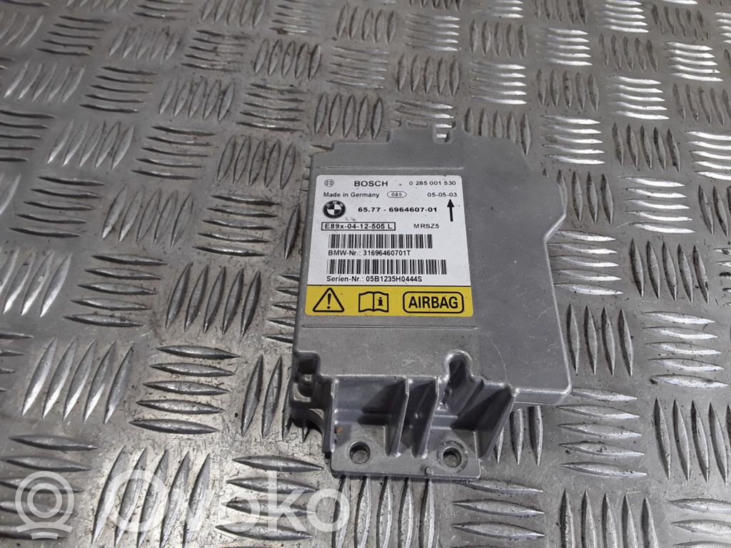 BMW 1 E81 E87 Airbag control unit/module 