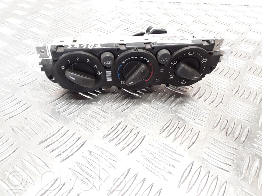 Ford Focus Climate control unit 
