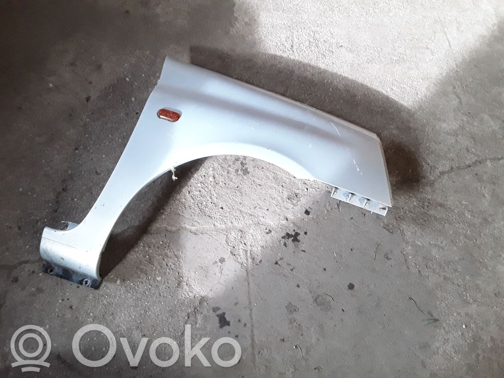 Renault Clio II Крыло 
