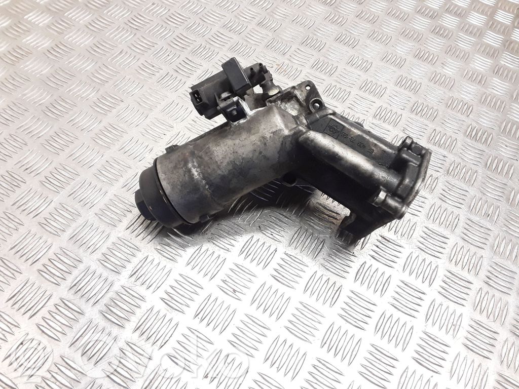 BMW 3 E46 Oil filter mounting bracket 