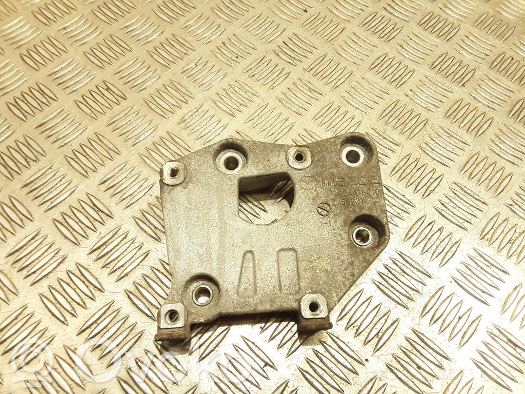 A/C compressor mount bracket   R2AA15810,S5227