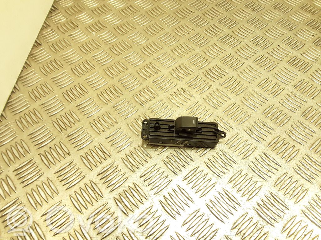 Mazda 6 Electric window control switch 