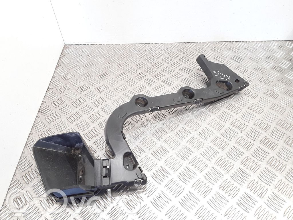 Ford Focus Rear bumper mounting bracket 