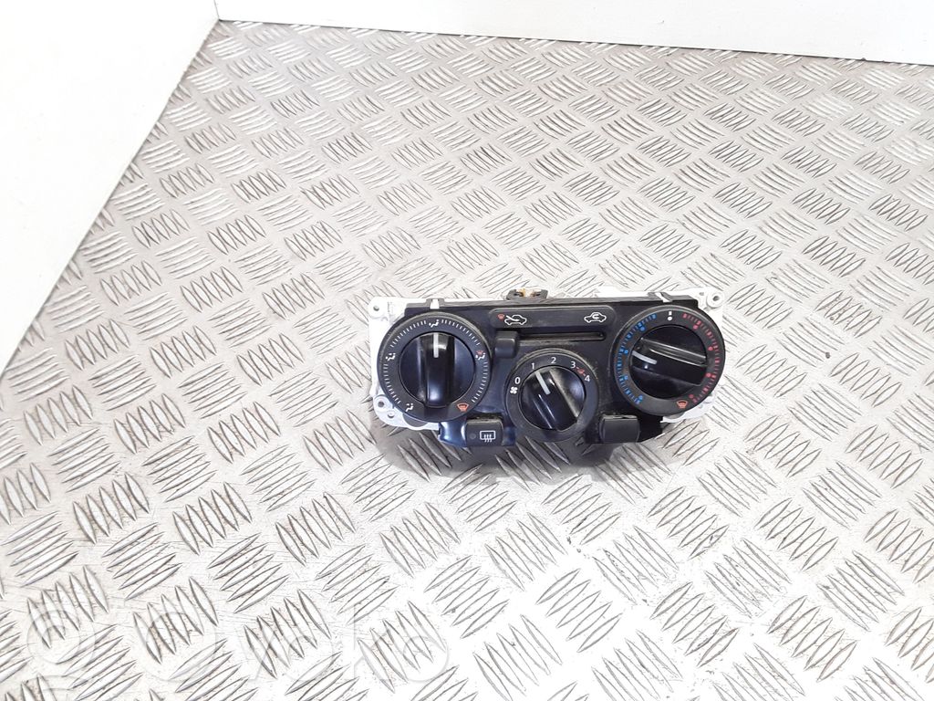 Nissan Note (E11) Climate control unit 