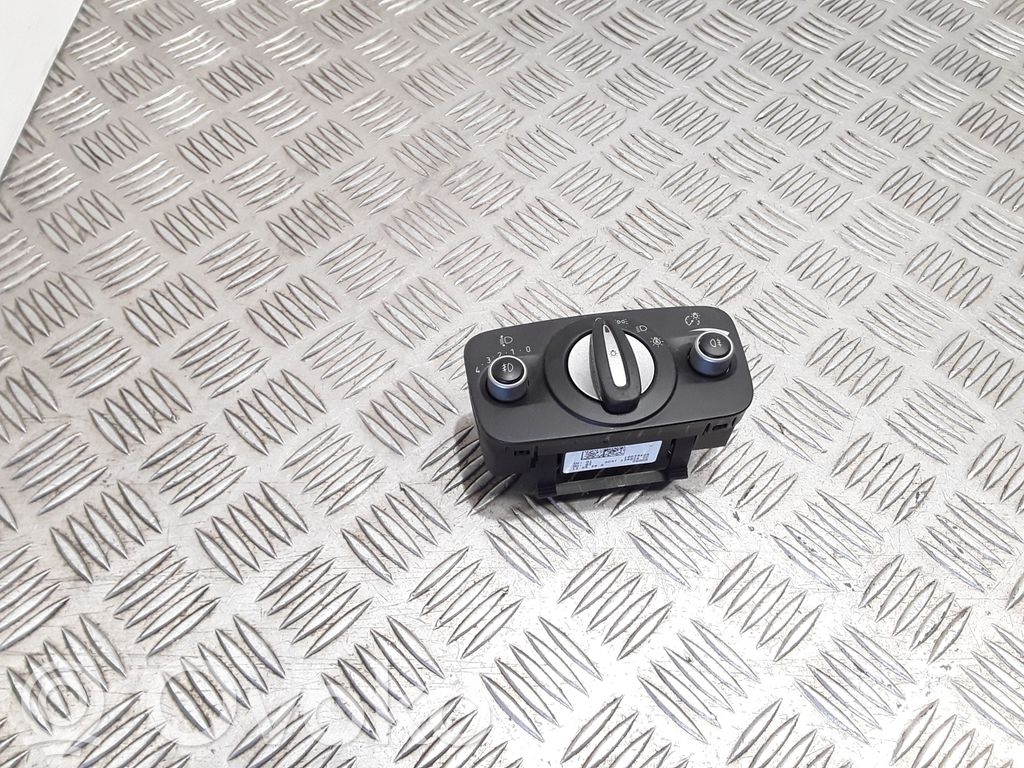 Ford Mondeo MK IV Light switch 